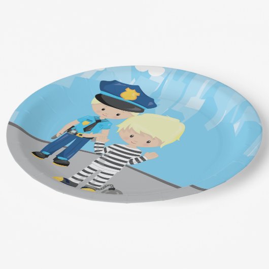 かわいい警察官 ペーパープレート (アングル)