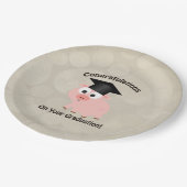 かわいい豚が卒業おめでとう ペーパープレート (アングル)