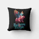 かわいい豚(羽カラフル付) |信じ魔法 クッション (正面)