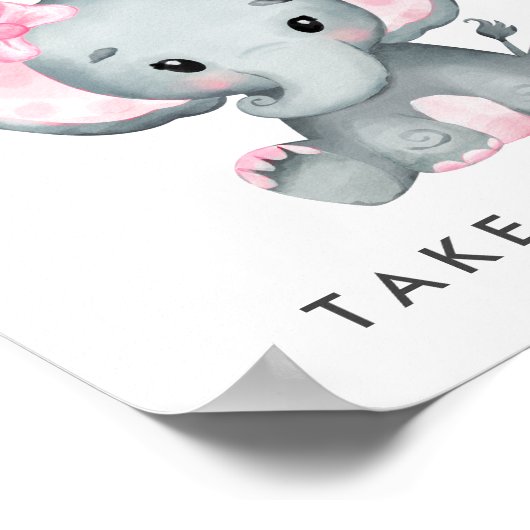 かわいい象が可愛い赤ちゃんガールシャワーを浴びる ポスター (角)