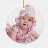 かわいい象のベビーガール初めてのクリスマスフォトピンク セラミックオーナメント (裏面)