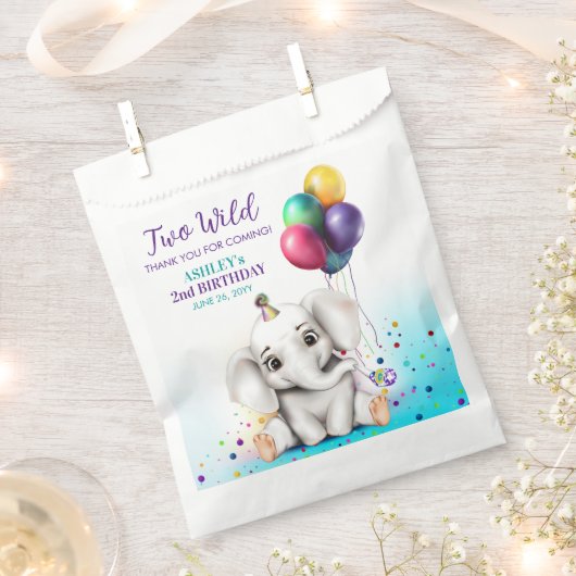 かわいい象の誕生日パーティー フェイバーバッグ (クリップ留めされた状態)