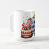 かわいい象の12歳の誕生日 コーヒーマグカップ (正面左)