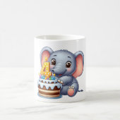 かわいい象の4歳の誕生日 コーヒーマグカップ (中央)