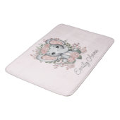 かわいい象ピンクのフローラ緑の子供の名前 バスマット (アングル)