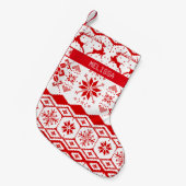 かわいい赤いクリスマスニットのトナカイと雪片 スモールクリスマスストッキング (正面 (吊り時))