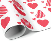 かわいい赤いハートのパターン（白） ラッピングペーパー (ロールコーナー)