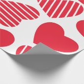 かわいい赤いハートのパターン（白） ラッピングペーパー (角)