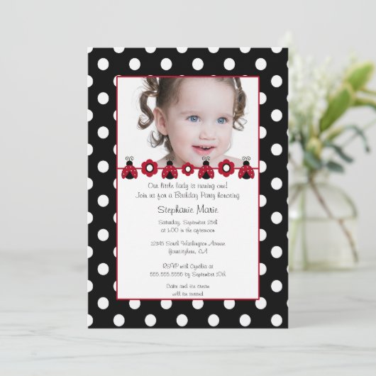かわいい赤いラディバグ写真の誕生日パーティーの招待 招待状 (スタンド正面)