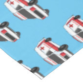 かわいい赤い救急車の漫画 テーブルクロス (アングル)