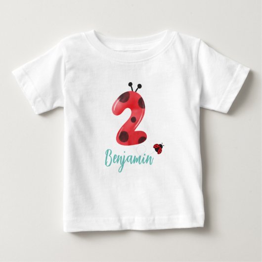 かわいい赤い水玉模様ラディバグ2nd誕生日パーティー名 ベビーTシャツ (正面)