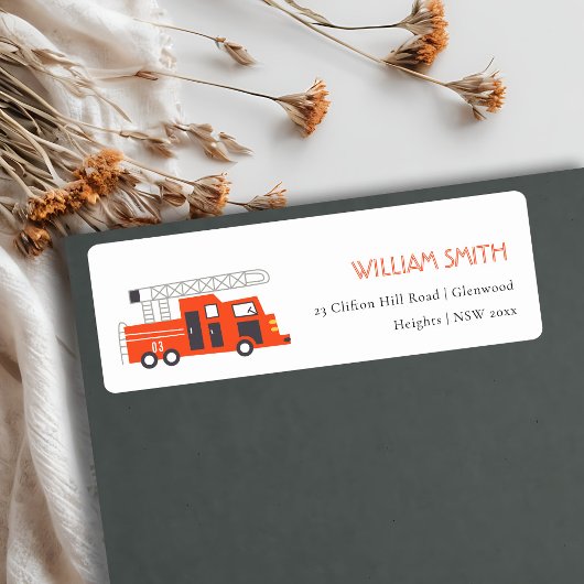 かわいい赤い消防車エンジンの子供の誕生日アドレス ラベル
