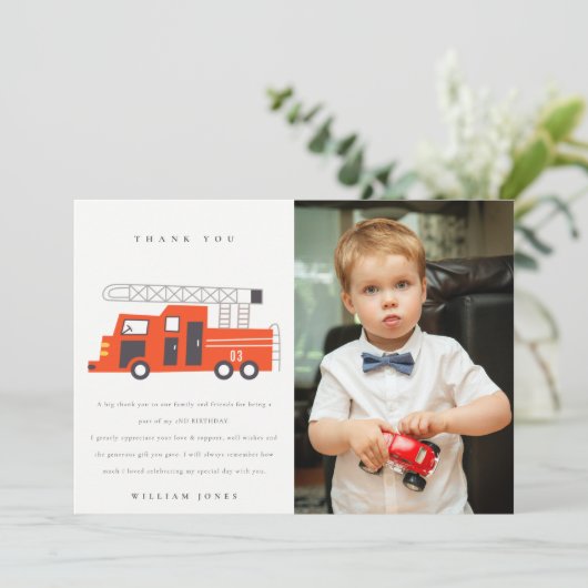 かわいい赤い消防車エンジンキッズ任意の年齢誕生日 サンキューカード (スタンド正面)