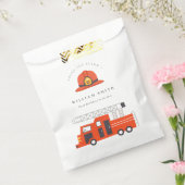 かわいい赤い消防車エンジンキッズ任意の年齢誕生日 フェイバーバッグ (封をした状態)