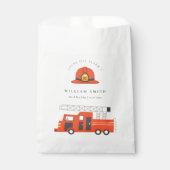 かわいい赤い消防車エンジンキッズ任意の年齢誕生日 フェイバーバッグ (正面)