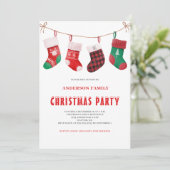 かわいい赤い緑のクリスマスストッキングの水色 招待状 (スタンド正面)