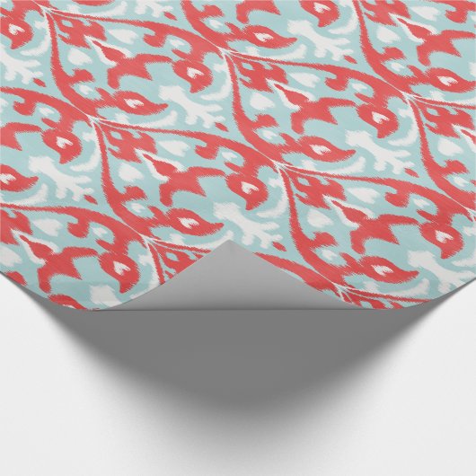 かわいい赤およびターコイズのイカットの種族パターン ラッピングペーパー (角)