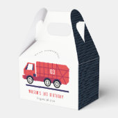 かわいい赤ごみトラックの子供たち任意の年齢誕生日 フェイバーボックス (裏面サイド)