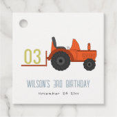 かわいい赤さびファームトラクターキッズ任意の年齢誕生日 フェイバータグ (正面)