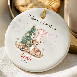 かわいい赤ちゃんの鹿の最初のクリスマスピンクのオーダーメイド セラミックオーナメント