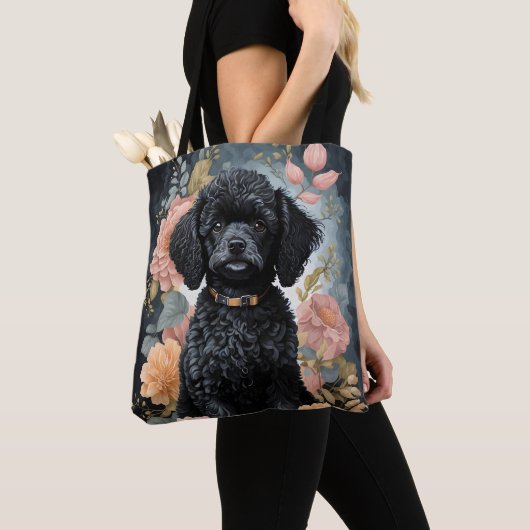 かわいい赤ちゃん動物 |可愛い黒いプードルパピー トートバッグ (クローズアップ)