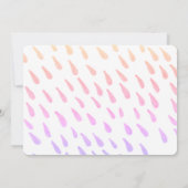 かわいい赤ちゃん女の子の来靴の間のピンク妊娠 案内状 (裏面)