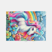 かわいい赤ちゃん女の子ユニコーン追加の名前 フリースブランケット (正面(横))