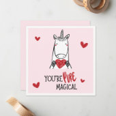 かわいい赤とピンクのハートのユニコーン子供バレンタインデー ノートカード (正面/裏面インサイチュ)