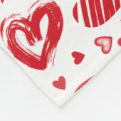 かわいい赤とピンクのハートバレンタインデー フリースブランケット (角)