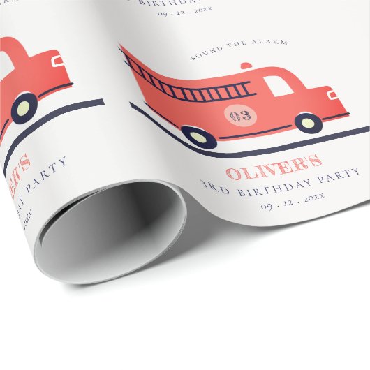 かわいい赤の海軍の消防車のエンジン任意の年齢誕生日 ラッピングペーパー (ロールコーナー)