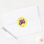 かわいい赤スポーツバイクの漫画 ラウンドシール (封筒)