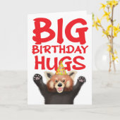 かわいい赤パンダ大きな誕生日ハグカード カード (黄色い花)