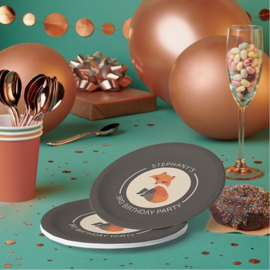 かわいい赤ベビーフォックスイラストレーションカスタムモノグラム ペーパープレート (複数)