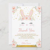 かわいい赤面のピンクの金ゴールドのバニーのイースターウサギの誕生日 サンキューカード (正面)