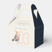 かわいい赤面ピンクブルーバーディエイジ誕生日 フェイバーボックス (裏面サイド)