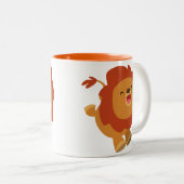 かわいい跳ね回る漫画のライオンのマグ ツートーンマグカップ (正面右)