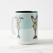 かわいい踊りのトナカイ-クリスマス ツートーンマグカップ (正面左)