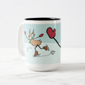 かわいい踊りのトナカイ-クリスマス ツートーンマグカップ (正面左)