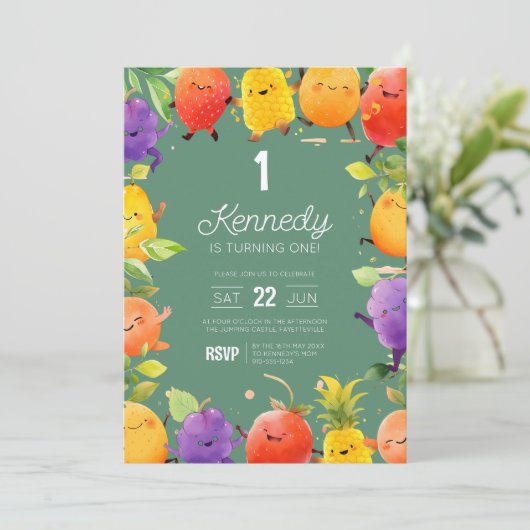 かわいい踊りフルーツ誕生日 招待状 (スタンド正面)