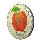 かわいい踊りリンゴ漫画イラストレーション ダーツボード (正面右)