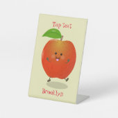 かわいい踊りリンゴ漫画イラストレーション 台座サイン (正面)