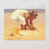 かわいい遊小さな女の子の砂 ポストカード (正面)