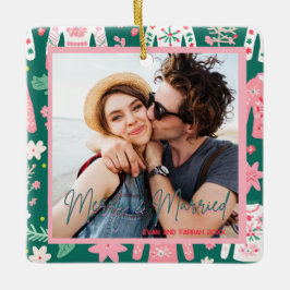 かわいい醜いセーター初めてのクリスマス 結婚した セラミックオーナメント