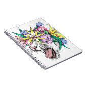 かわいい野良猫の頭がフローラリース。ベア ノートブック (右側)