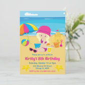 かわいい金髪の女の子の夏のビーチの誕生日パーティー 招待状 (スタンド正面)