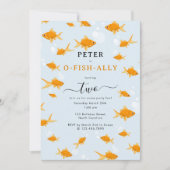 かわいい金魚スイミングウォーターまたは魚のアリ誕生日 招待状 (正面)