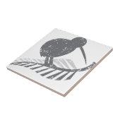 かわいい銀製のキーウィの鳥および動揺してな銀製シダ タイル (側面)