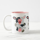 かわいい陽気な漫画の牛 ツートーンマグカップ (左)