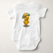 かわいい雨の日のはずかしい黄色のあひる ベビーボディスーツ (裏面)