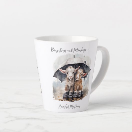 かわいい雨の日ヤギ カフェラテマグ (右アングル)